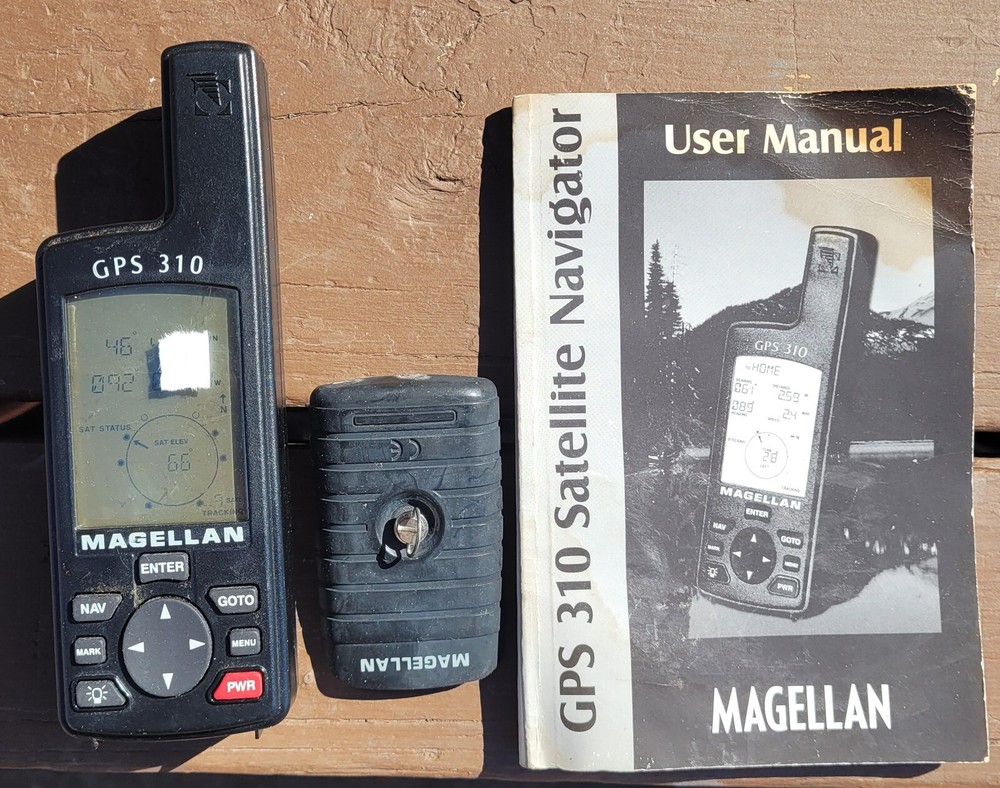 MAGELLAN GPS 310 HANDHELD GPS SATELLITE RECEIVER – W/ Manual – Tested Working