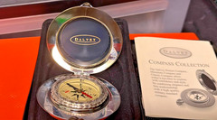 DALVEY Scotland Classic Pocket Compass Mirror Finish Stainless w/ Box and papers