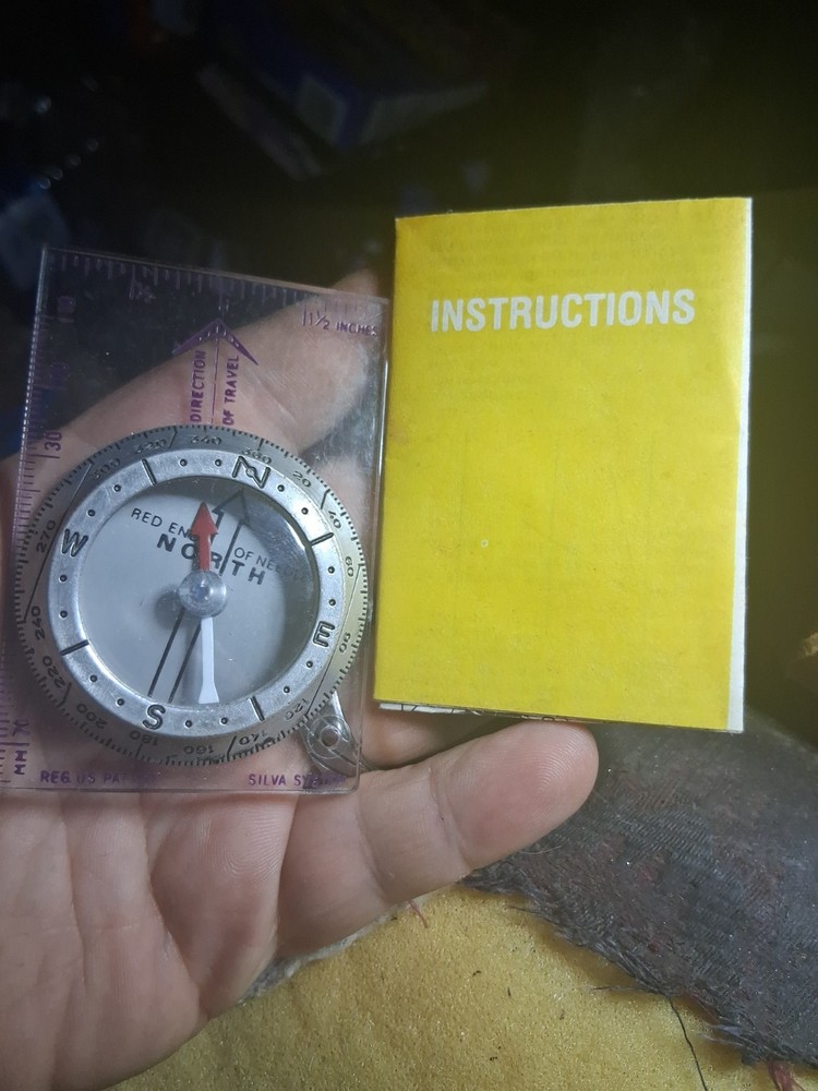 Vintage Liquid Free Dry Silva System Pocket Compass La Porte Indiana +instructio