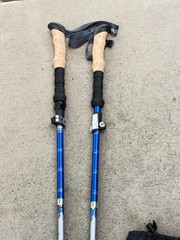 Set of Trekology Trek Z Folding Trekking Poles 105-120CM Blue..8Q