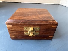 ✨PORTHO Thoreau’s Go Confidently Engraved Compass with Wooden box✨