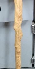 LADIES NEW WALKING STICK HIKING STICK CEDAR HAND PAINTED DAISIES 53″ LIGHTWEIGHT