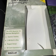 Magellan Meridian Hand-Held Mobile GPS Receiver Bundle TESTED