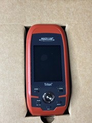 Magellan Triton 400 Handheld GPS Portable SD-Slot Waterproof Hiking Outdoors