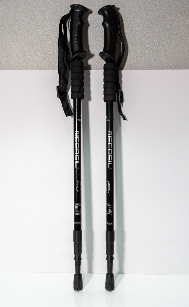 Necasil 2x Trekking Poles Black New Aircraft Grade Aluminum
