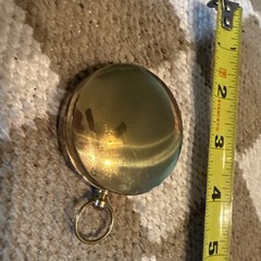 Vin.Pocket Style Compass Liquid Filled 2” W/cover And A Fleur De Lis Key Chain
