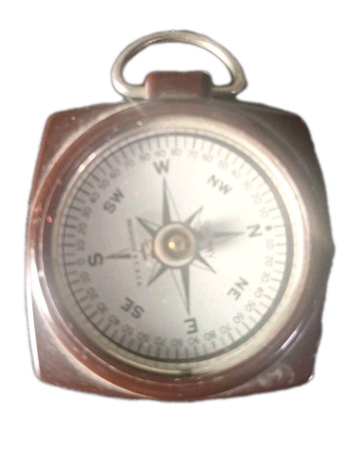 VTG or Antique Taylor Showay compass in Bakelite case Made USA