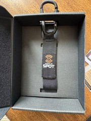 SPOT Gen4 Satellite GPS Messenger Tracker Black New Box Torn Packaging