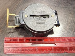 Vintage Engineer Directional Folding Compass Pocket size black 1970s