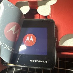 Motorola MOTOACTV 16GB Golf Edition GPS Sports Watch and MP3 Player