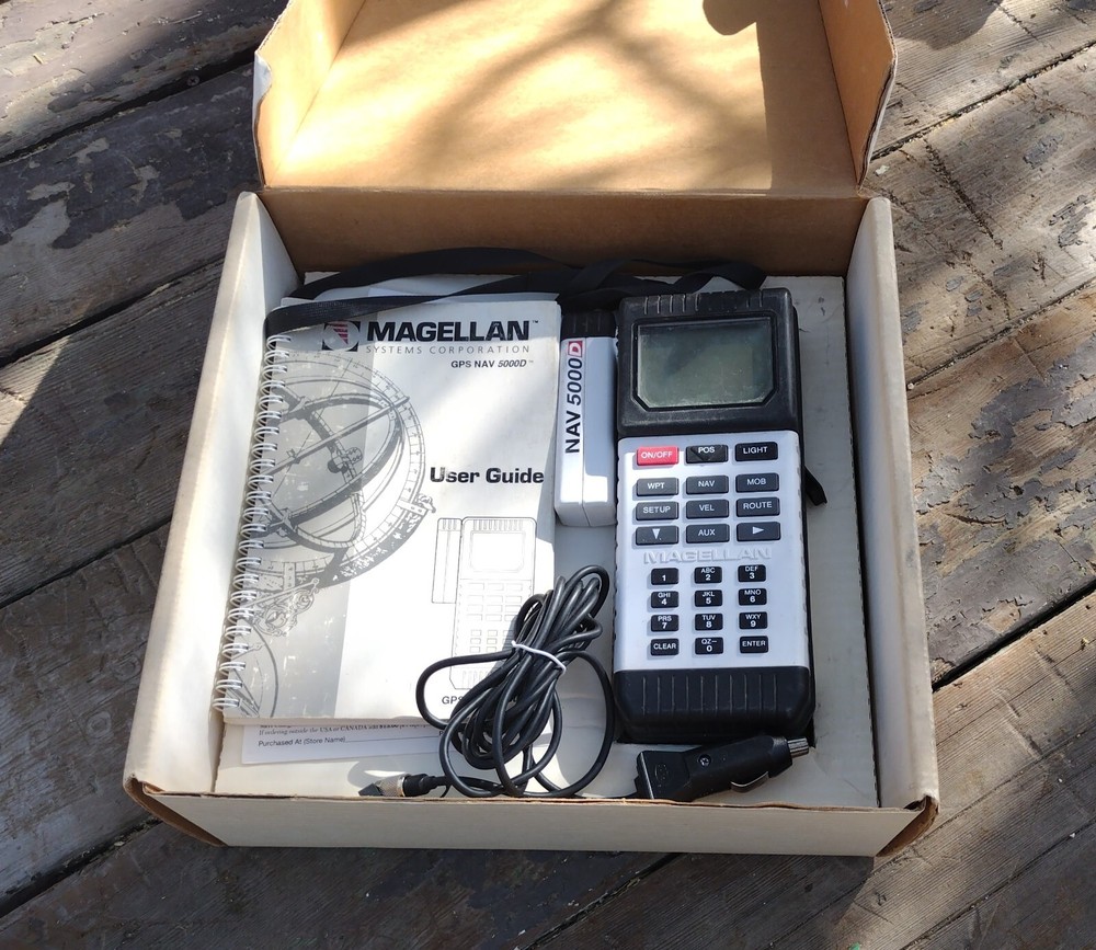 MAGELLAN GPS NAV 5000 D WORKS ORIGINAL BOX INTRUCTIONS ACCESORIES