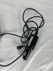 Magellan RoadMate 3065T-LM Commuter GPS With Car Charger Cable