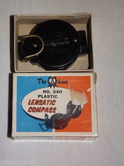 VINTAGE 1960-70S THE A LINE PLASTIC LENSATIC COMPASS IN BOX