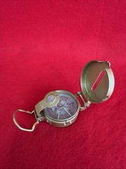 Vintage Liquid Filled LENSATIC COMPASS Made In Japan – EUC