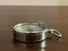 Vintage 1960s Made in Japan Liquid Filled Hiking Pocket Compass – Works Fine