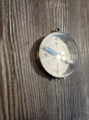 Vintage PIC Brass Compass – With Lock and Direction Arrow – Made in Germany
