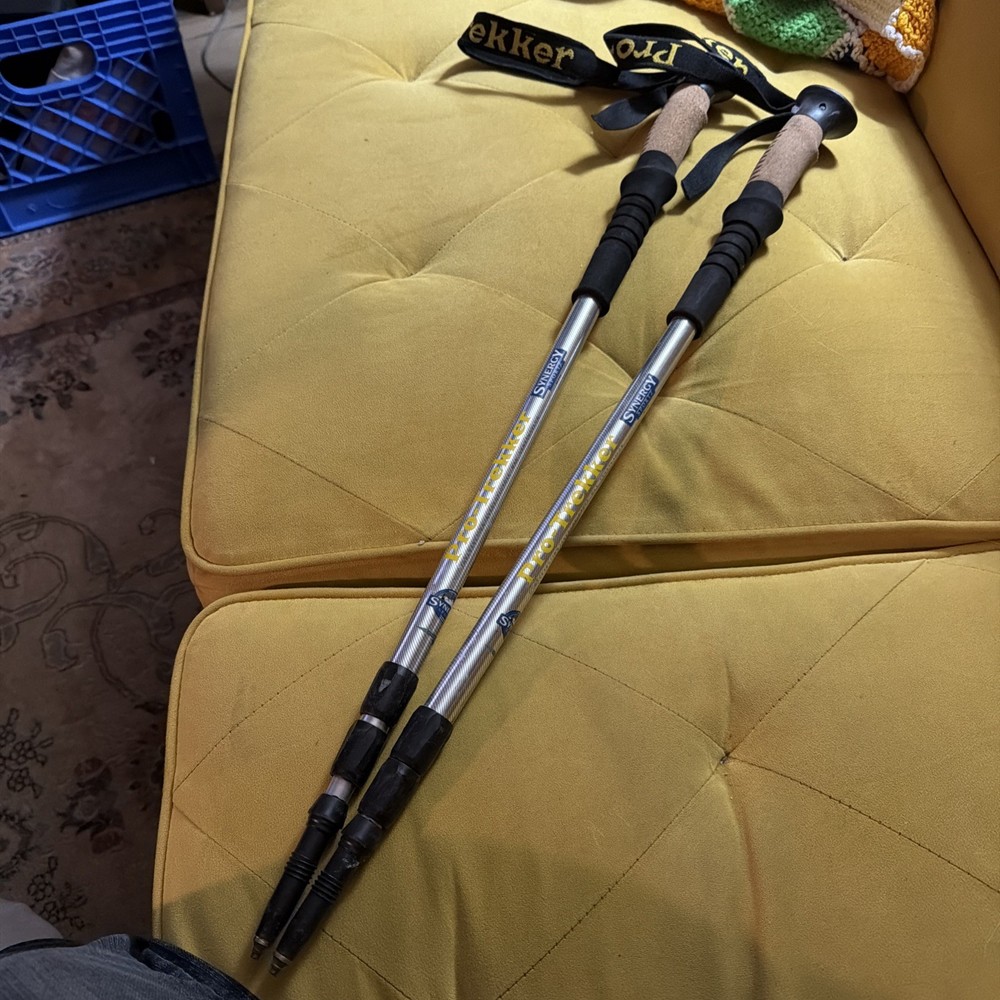 Pro-Trekker Sinergy Sports Trekking Hiking Poles Lightweight Adjustable