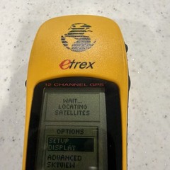 Garmin eTrex 12 Channel Personal Hiking Navigator GPS Handheld 2.6″ Yellow