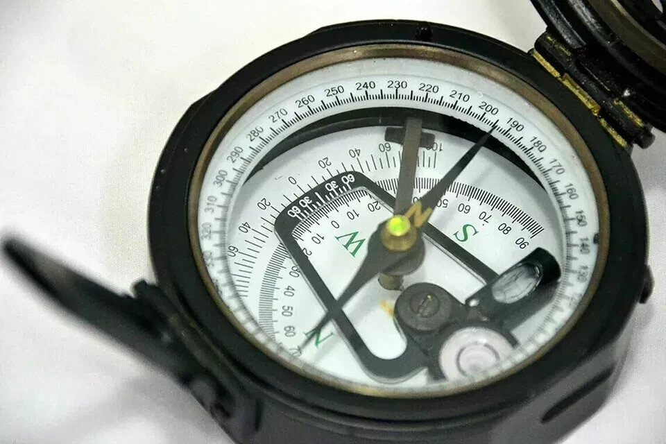 100% Working Brass Brunton Pocket Vintage Compass With Leather Case new