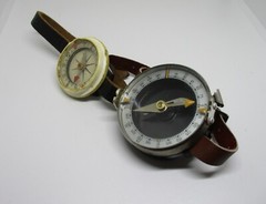 Vintage Original Soviet Wrist Military Tourist Compass Adrianov USSR 1970s