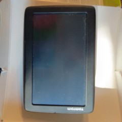 Tom Tom VIA 1405TM Portable GPS Navigator 4.3″ Touchscreen Lifetime Maps NOS