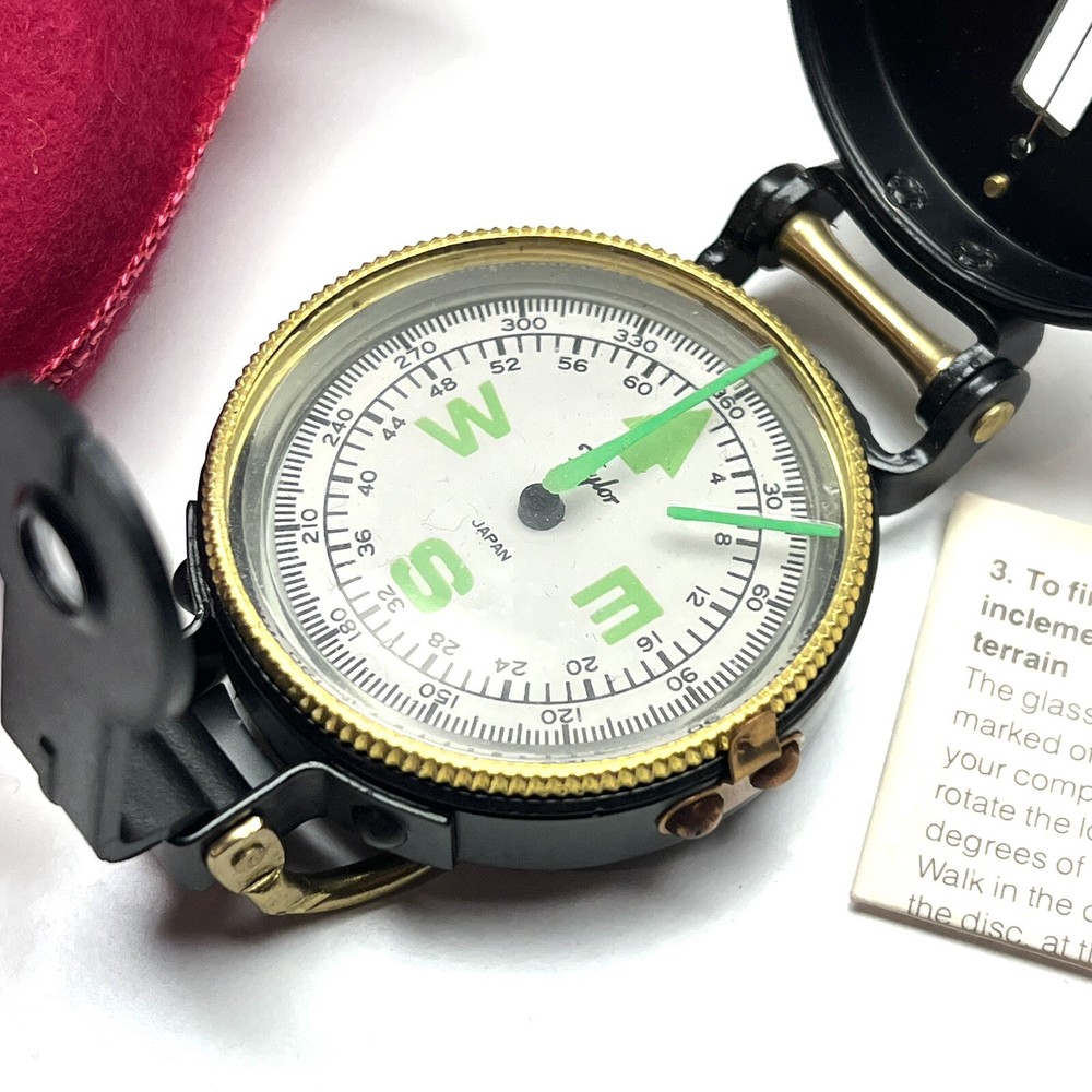 Engineer Lensatic Compass Plastic w/Brass Mint-with Pouch
