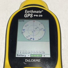 DeLorme Earthmate GPS PN-20 Geocaching Hiking Fishing Handheld GPS No Batteries