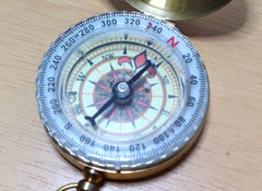 Survival Compass – EDC – Glow in the Dark – Sharp – Gold Tone 48mm – QTY 2 – NEW