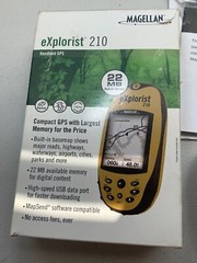 Magellan eXplorist 210 Handheld GPS Unit Waterproof Hiking geocache portable