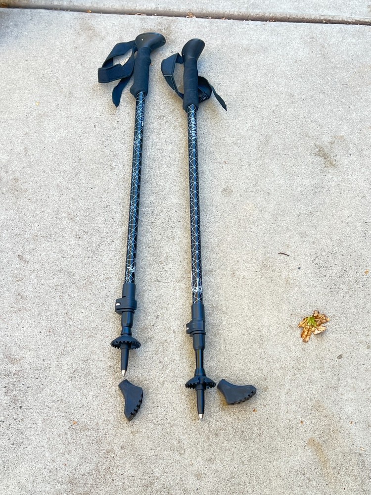 Set of VIVE Trekking Poles 100-135CM .. 3B