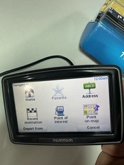 TomTom XL 350 GPS 4.3″ Widescreen Navigation Lifetime Maps Edition (D)