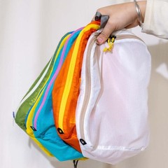 Travel Toiletry Bag Lightweight Compact Moisture Isolation Convenient Handle