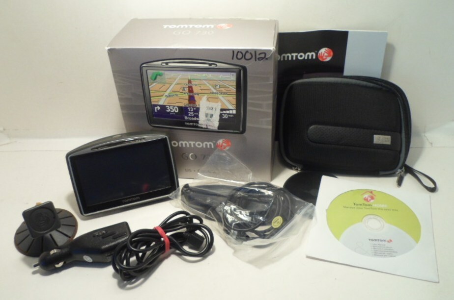 TomTom GO 730 GPS w original box, stand, cables + inserts -AS-IS, for Parts