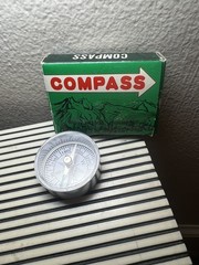 Vintage Precise Magnetic Pocket Compass Japanese Made In Box!