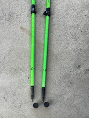 Set of Foxelli 7075 Aluminum Trekking Poles 110-135CM Green .. 4E