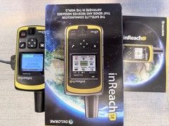 DeLorme inReach SE Satellite Communicator Model INRCH20 Good Cond needs battery