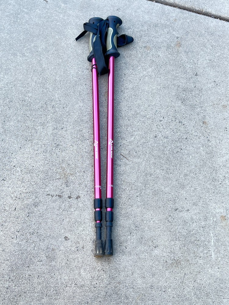Set of Alpine Design Twistlock Trekking Poles 47-57Inches .. 8W