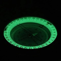 1 Pc Waterproof High Precision Metal Compass for Hiking Military Outdoor