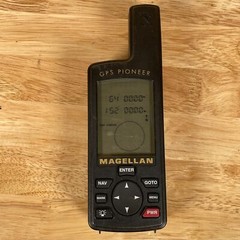 Magellan GPS Pioneer Black Compass LCD Screen Handheld Satellite Navigator