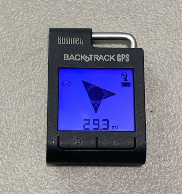 Bushnell BackTrack Point-3 GPS Handheld Model 360100 Portable 3.25” x 2.13”