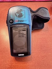 Garmin eTrex Legend GPS Handheld Personal Navigator With Owners Manual and Case