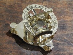 Vintage Brass Finish Sundial Compass Navigation Instrument Best Gift Item
