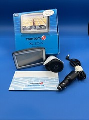 TomTom XL 325 S GPS – USA Automotive Mountable 4.3” LCD Screen w/car charger
