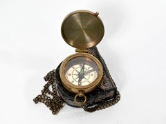 Customized Engraved Brass Compass for Anniversary Birthday Graduation Gift