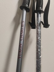 Yukon Charlie’s Advanced Adjustable Lightweight Trekking Poles 140cm Gray New