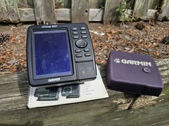 GARMIN GPSMAP 182C MARINE CHART PLOTTER FISHFINDER GPS+ MOUNT, 2 Pwr cabl + card