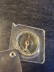 Eddie Bauer Compact Map Compass & Magnifier 2 x 2″ Leather Sheath Hiking Camping