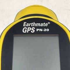 DeLorme Earthmate GPS PN-20 Geocaching Hiking Fishing Handheld GPS No Batteries