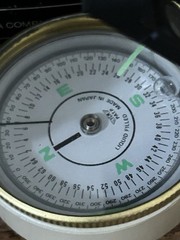 Vintage HeavyDuty MIL-SPEC YOCOYAMA LENSATIC COMPASS Made in Japan NEW-OLD-STOCK