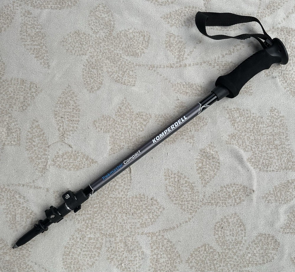 KOMPERDELL Trekkmaster Compact Trekking Pole Black Telescoping with Foam Grip